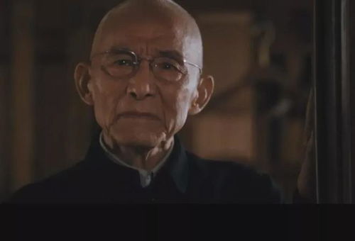91岁游本昌露面大笑称活过来了